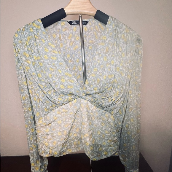 Zara Women's Sheer Floral Blouse - Picture 1 of 6